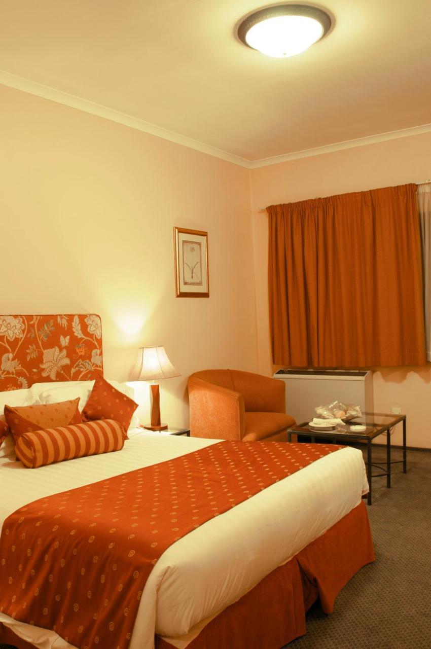 Crossroads Hotel Lilongwe Exterior foto